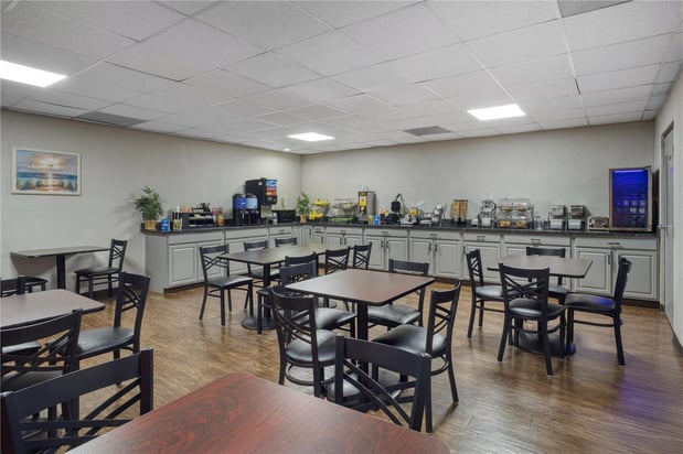 Images SureStay by Best Western Greenville