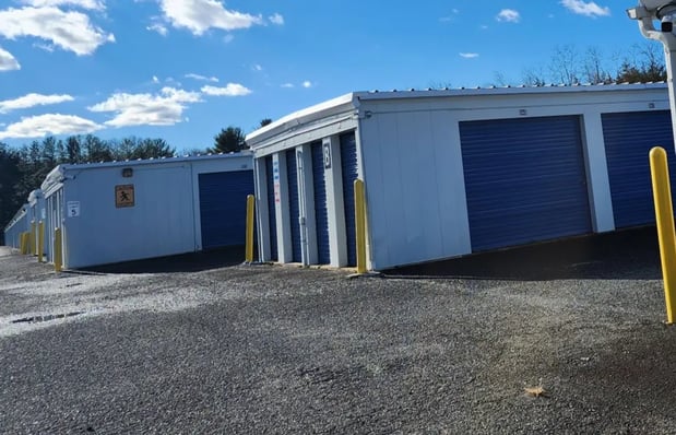 Images Storage Wise of New Baltimore I