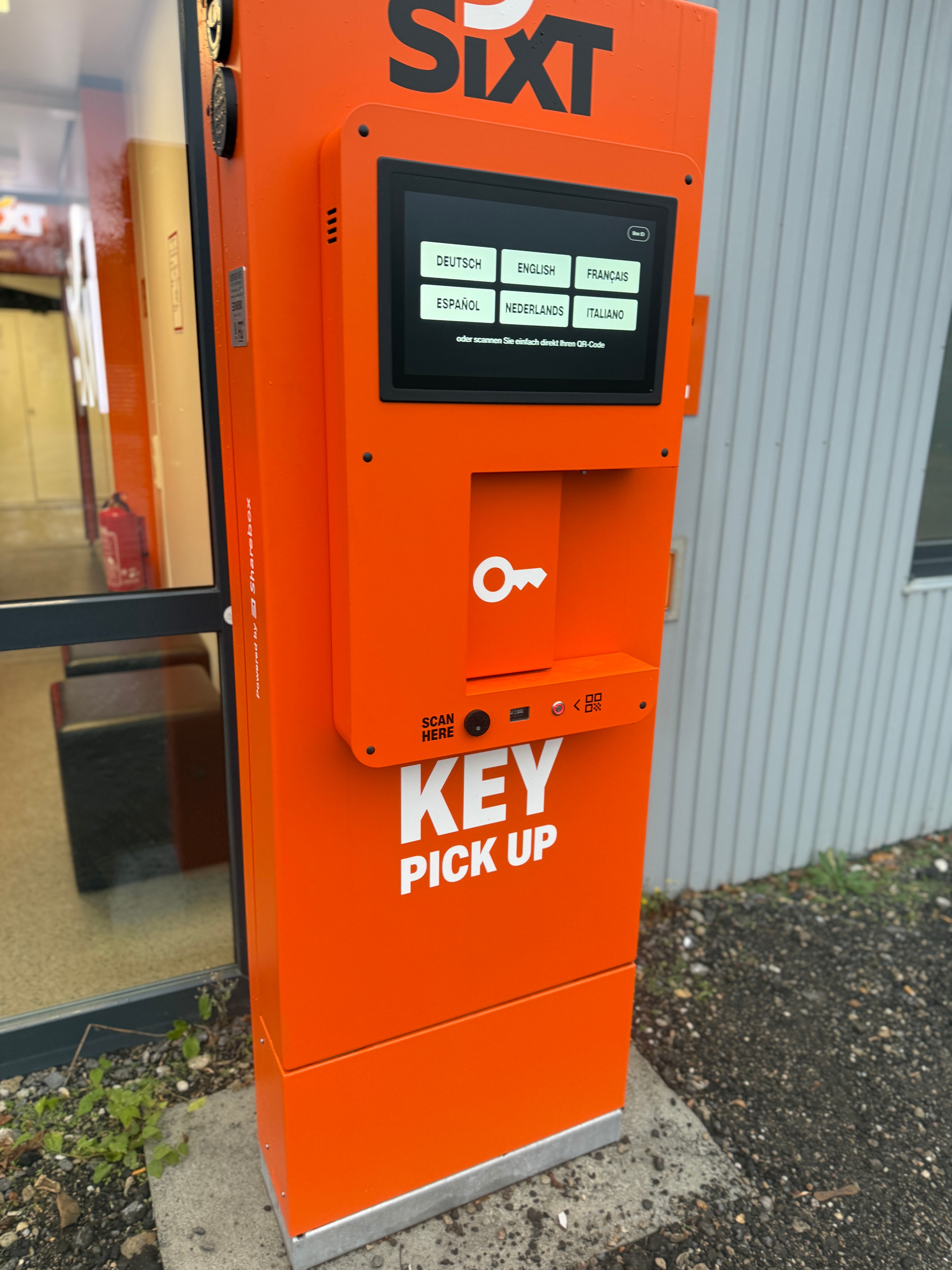SIXT Berlin Nord Truck Center, Kurt-Schumacher-Damm 176 in Berlin