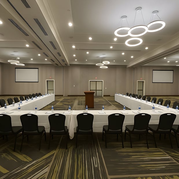 Images Holiday Inn & Suites Houston NW - Willowbrook by IHG