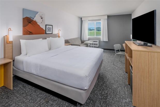 Images Spark by Hilton Sheridan