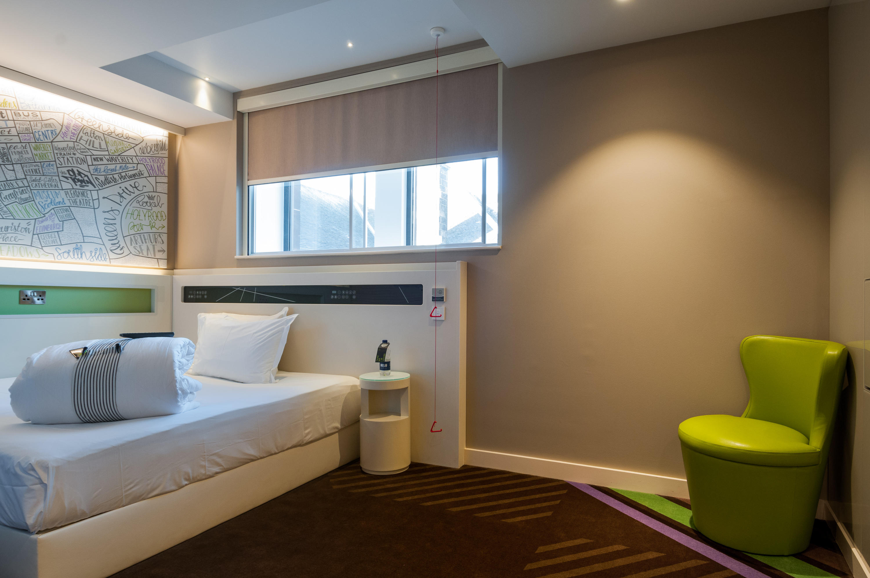 hub by Premier Inn accessible room hub by Premier Inn London Covent Garden hotel London 03333 213104