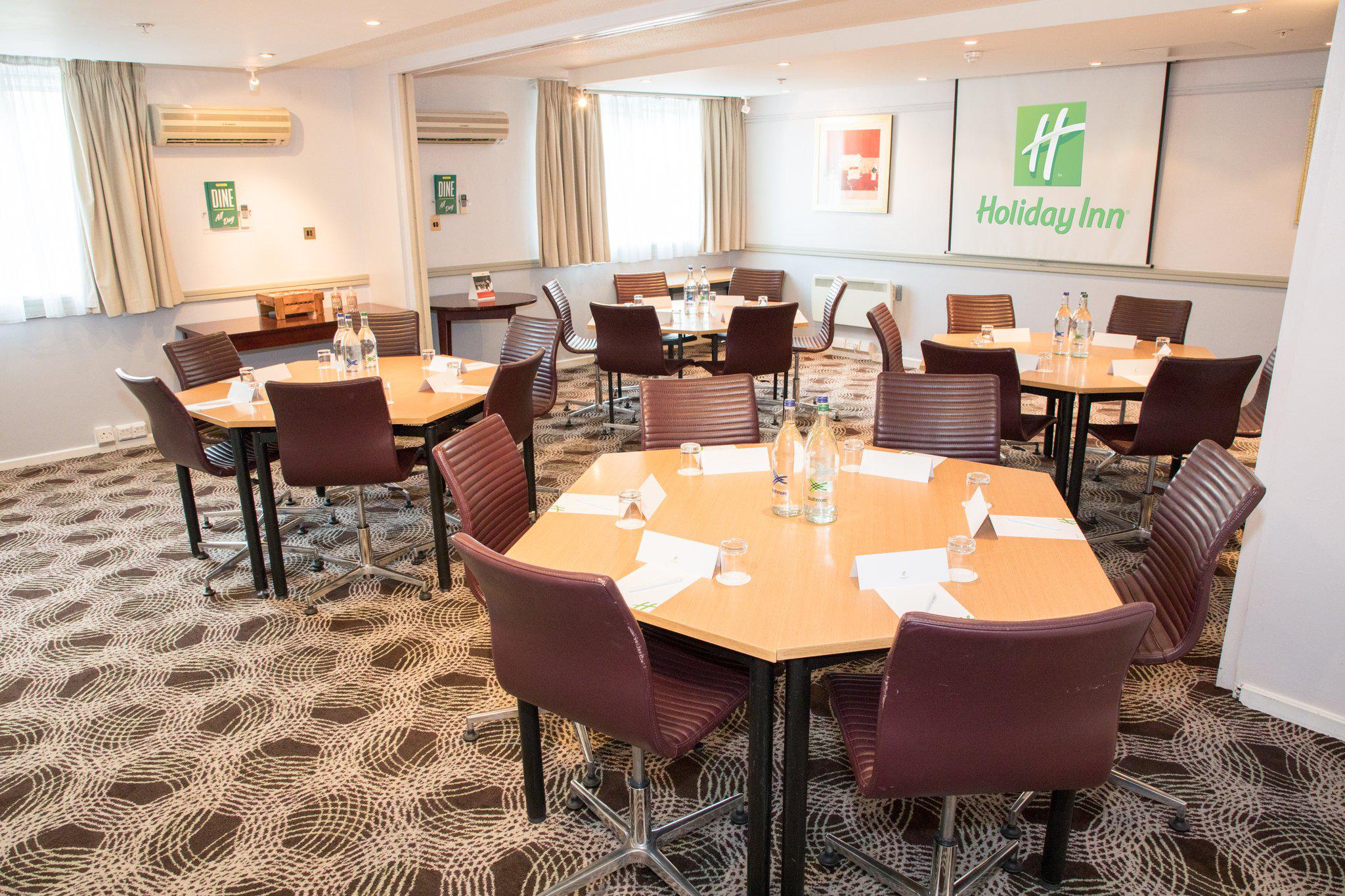 Holiday Inn Slough - Windsor, an IHG Hotel Slough 03333 209351