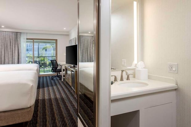 Images DoubleTree by Hilton San Diego Bayside