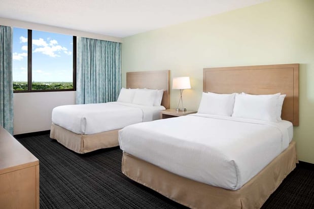 Images Embassy Suites by Hilton Tampa Airport Westshore