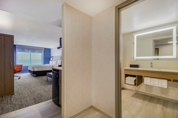 Images Holiday Inn Express & Suites Buffalo-Airport by IHG