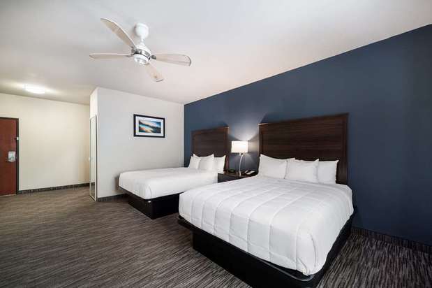 Images Best Western Plus Lake Dallas Inn & Suites