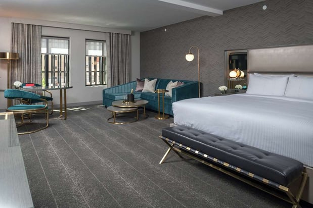Images Tulsa Club Hotel, Curio Collection by Hilton