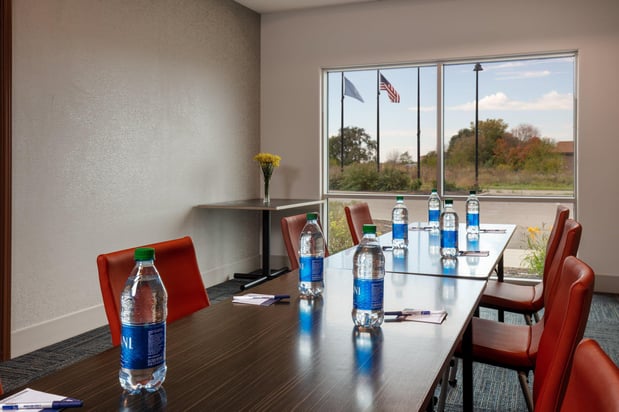 Images Holiday Inn Express & Suites Beloit by IHG