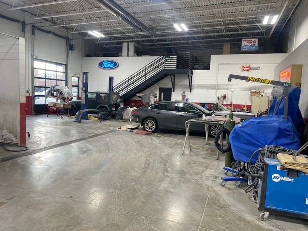 Images HEI Collision Center