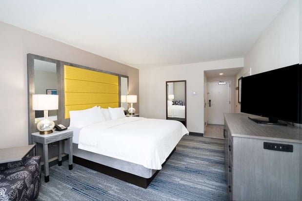 Images Hampton Inn & Suites Amelia Island-Historic Harbor Front