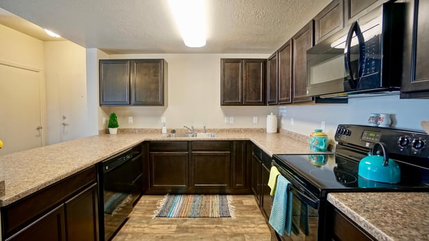Images Oquirrh Hills Apartments