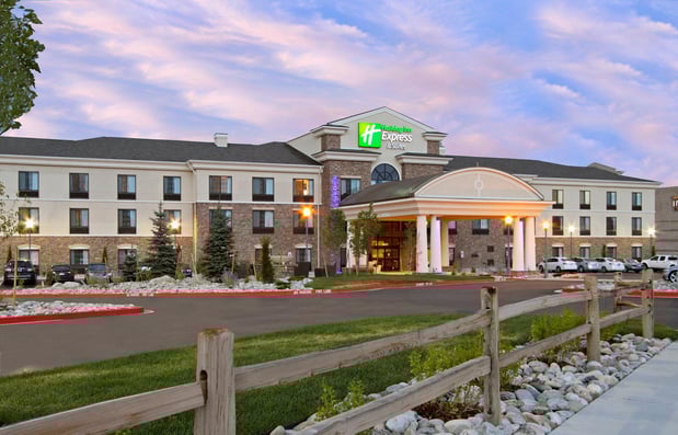Images Holiday Inn Express & Suites Colorado Springs-First & Main by IHG