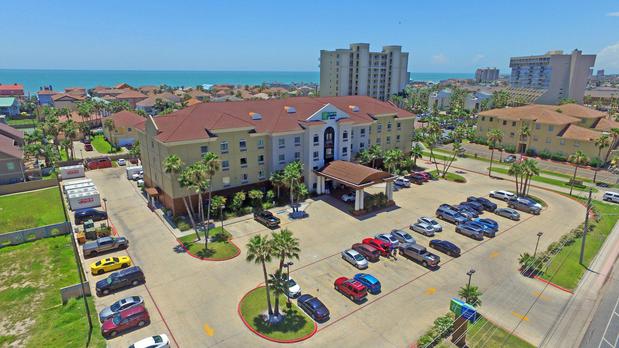 Images Holiday Inn Express & Suites South Padre Island, an IHG Hotel