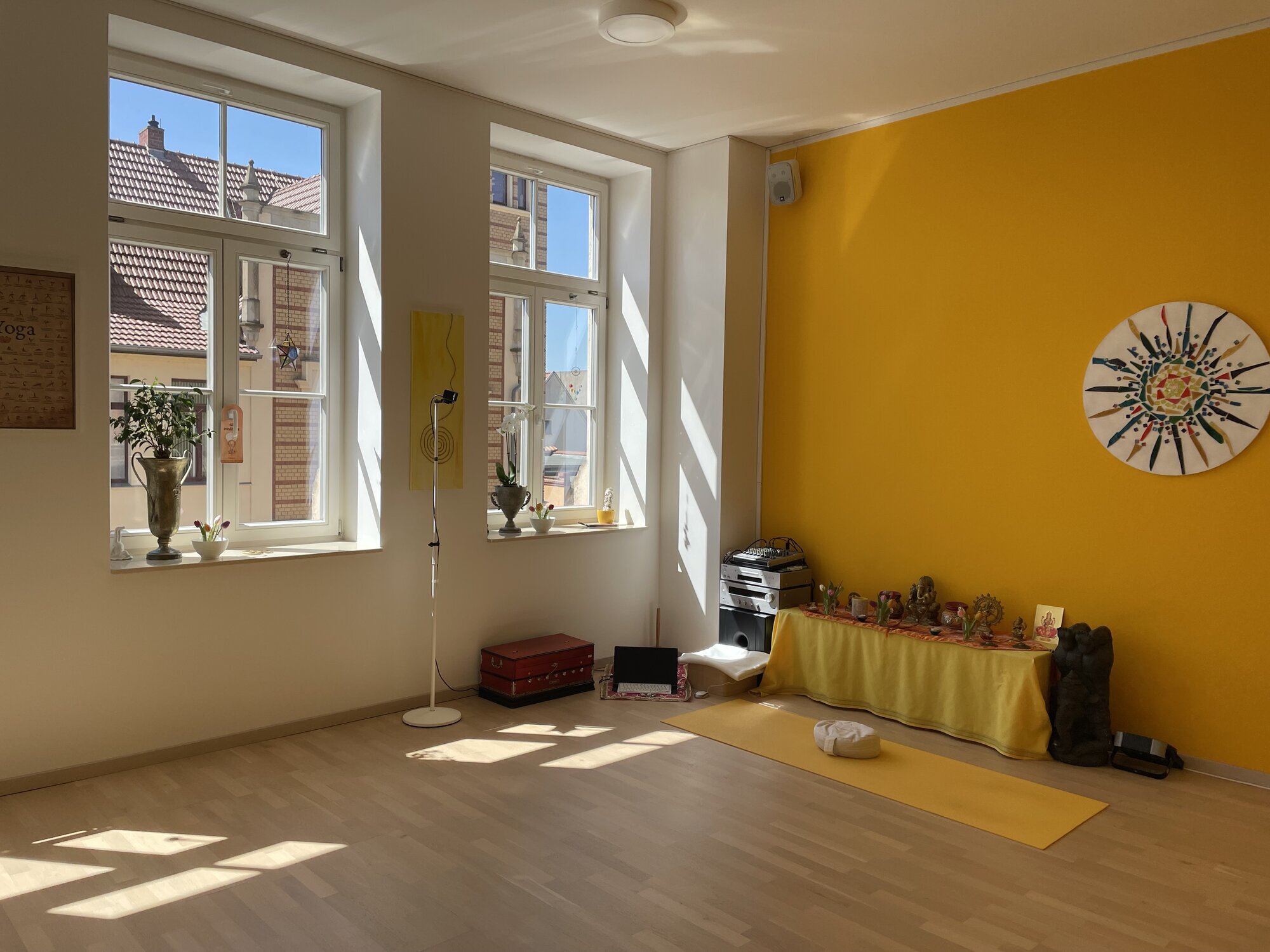 Bilder Sonnenschein-Yoga