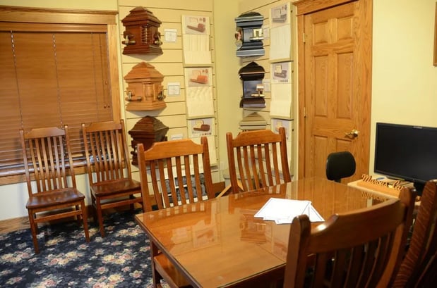 Images Caldwell Parrish Funeral Home & Crematory - Perry Chapel (formerly Carris Funeral Home)
