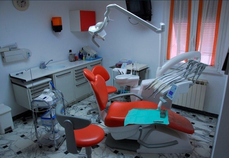 Images Dr. Baldini e Santinelli - Studio Odontostomatologico