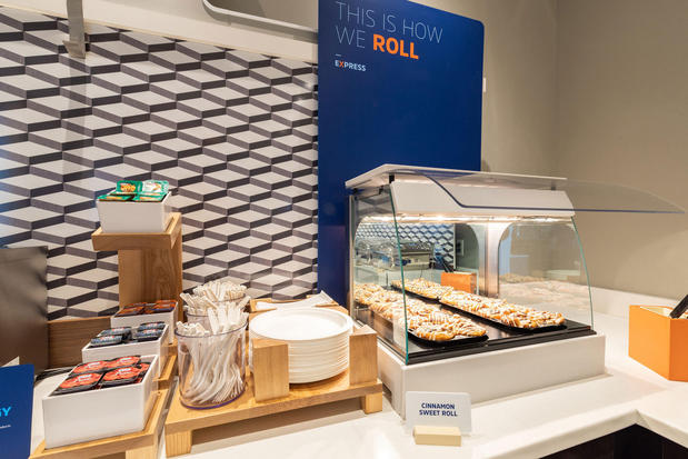 Images Holiday Inn Express Brentwood South - Franklin by IHG