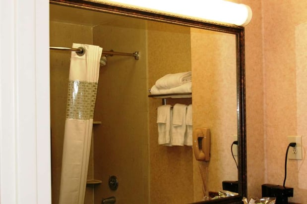 Images Hampton Inn Canton