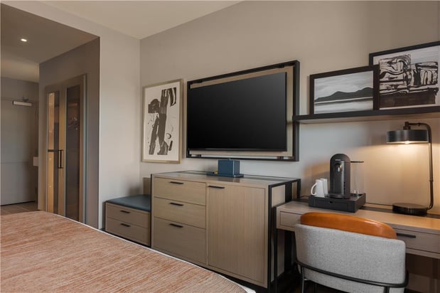 Images Hotel Avail Rogers, Tapestry Collection by Hilton