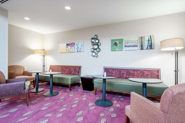 Images Hampton Inn Frostburg