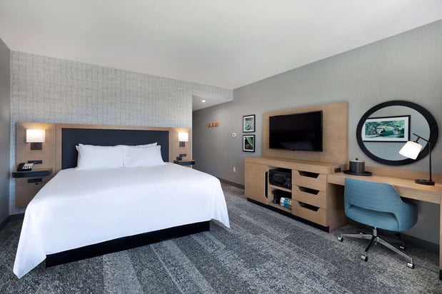 Images Hampton Inn & Suites Watertown Boston