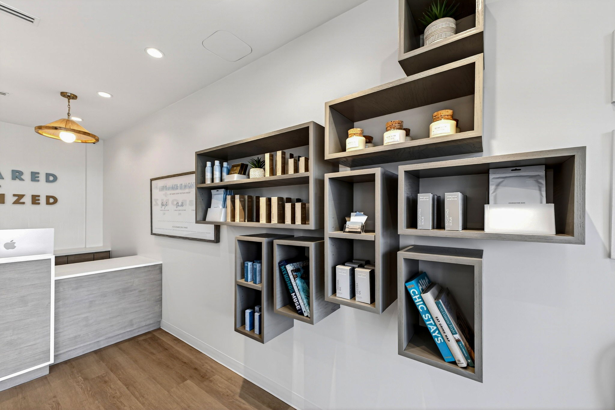 SUGARED + BRONZED La Jolla Product Shelves