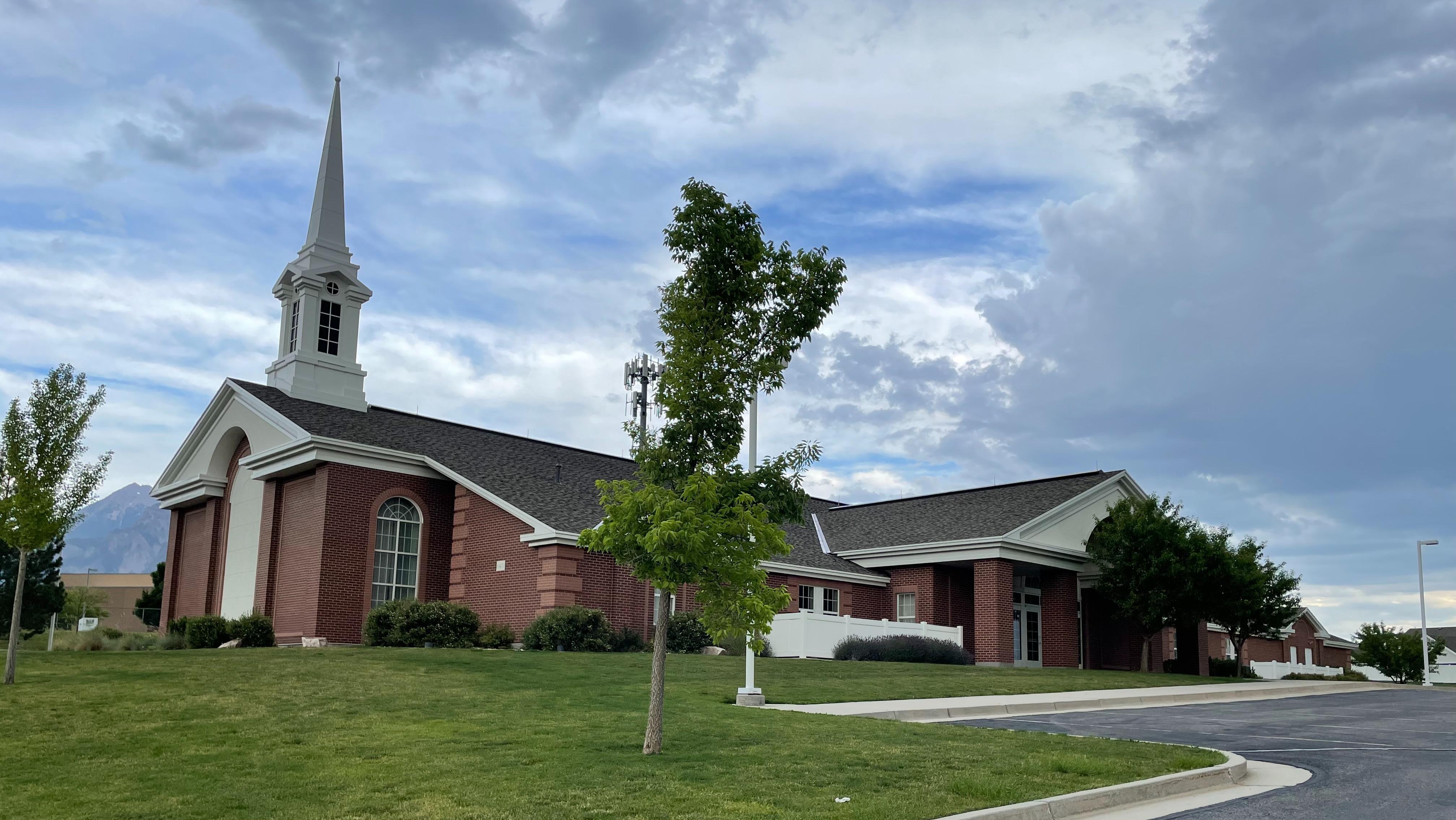 BAR　LDS／MZ BLK M Christian Church in Highland, UT | 6411 West 11800 North | Church