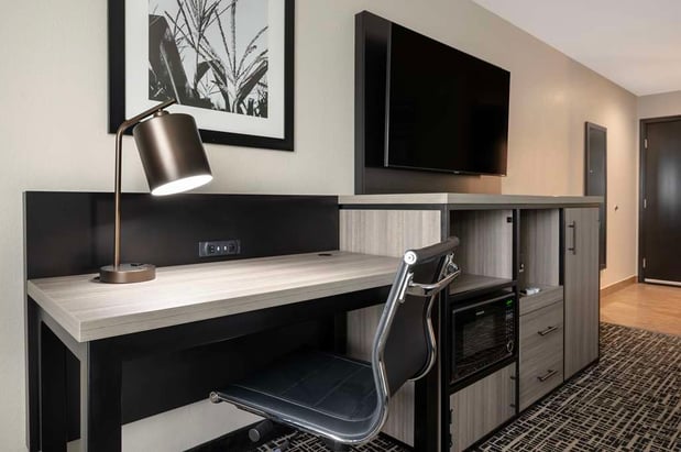 Images Best Western Plus Greenwood/Indy South Inn