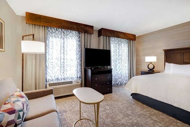 Images Hampton Inn & Suites San Luis Obispo