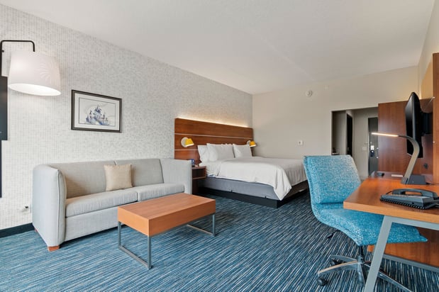Images Holiday Inn Express & Suites Orlando - Lake Buena Vista by IHG
