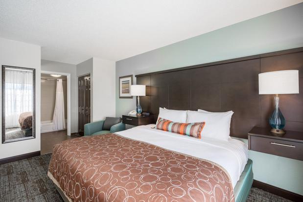 Images Staybridge Suites Wilmington-Newark by IHG