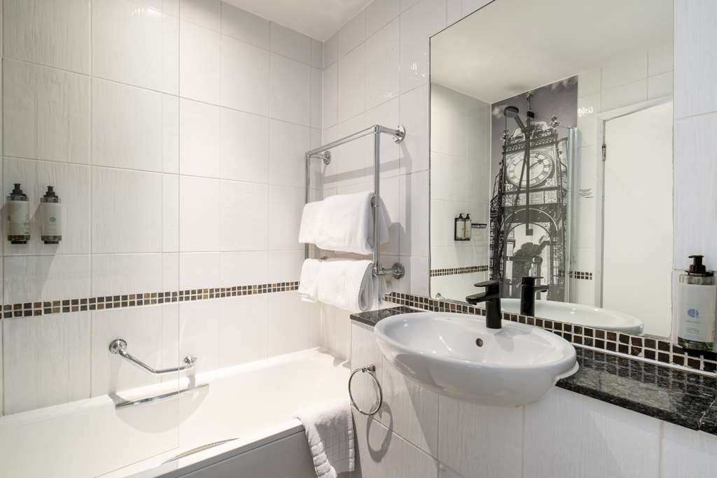 chester the queen bedrooms