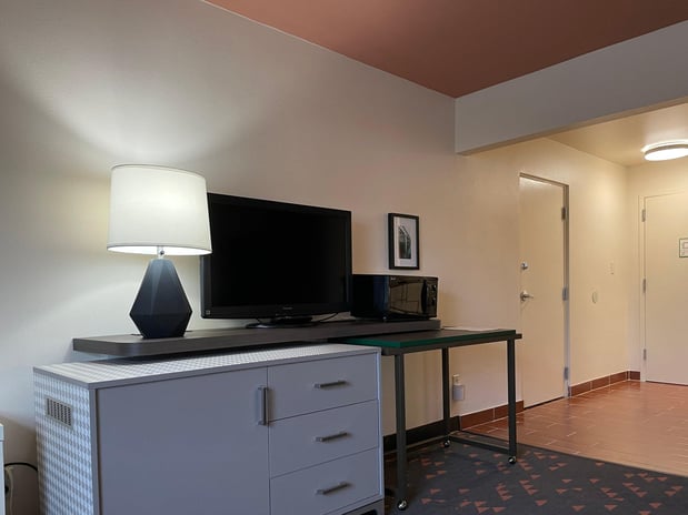 Images Holiday Inn Bangor by IHG