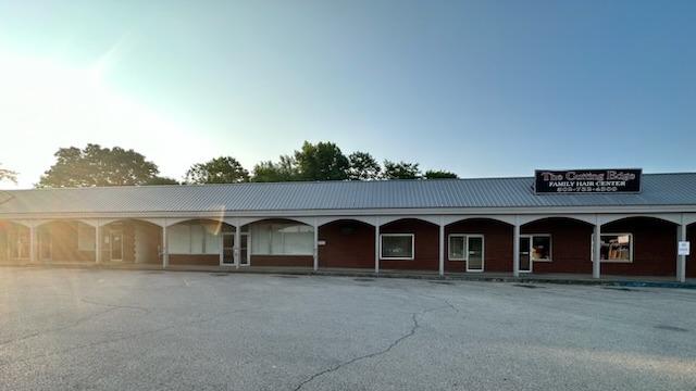 Wide photo of the storefront in which The Church of Jesus Christ of Latter-day Saints (a Christian church) meets in Carrollton, KY