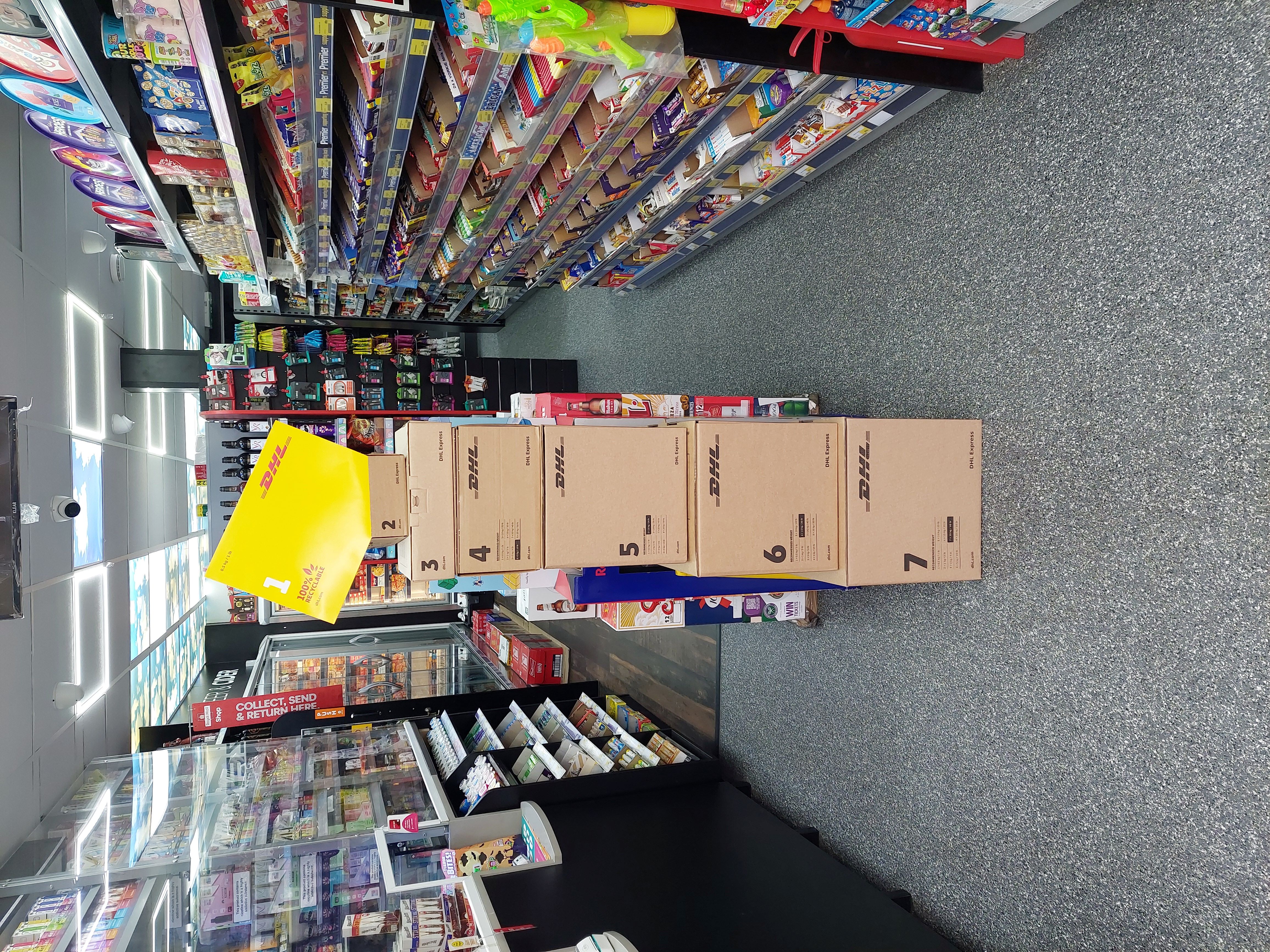 Images DHL Express Service Point (Premier Leighton)