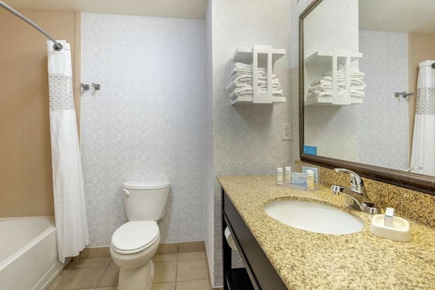 Images Hampton Inn Alamosa, CO