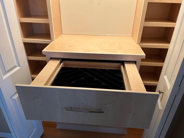 Images Creative Custom Cabinet & Bookcase LLC