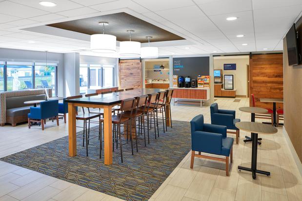Images Holiday Inn Express Statesboro by IHG