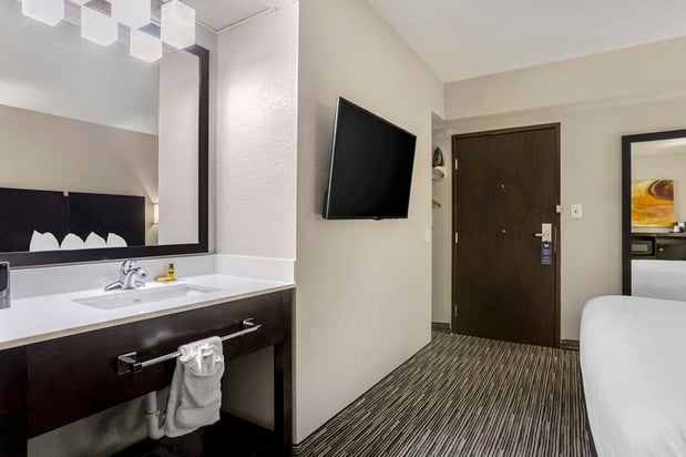 Images Best Western Plus Jonesboro Inn & Suites