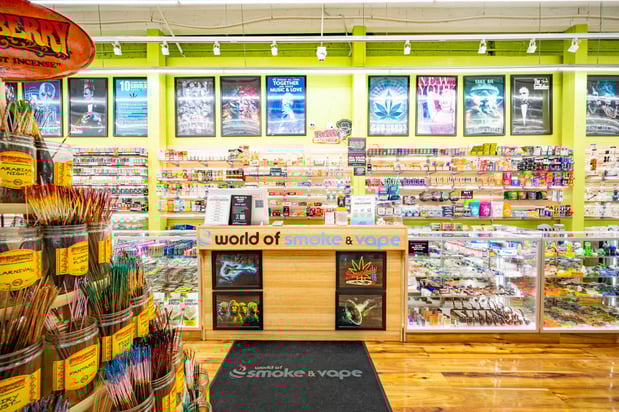 Images World of Smoke & Vape - Union St.
