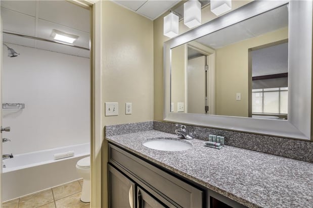 Images Best Western Plaza Inn