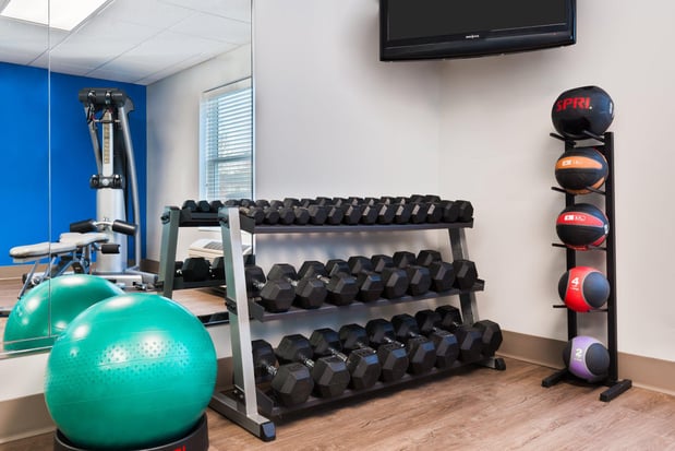 Images Holiday Inn Express & Suites Columbus Airport East by IHG