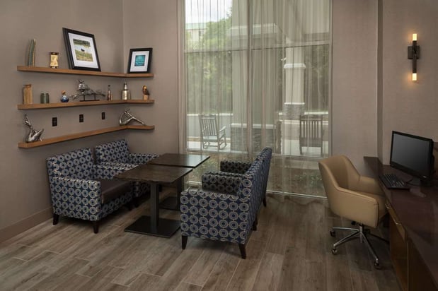 Images Hampton Inn & Suites Asheville Biltmore Village