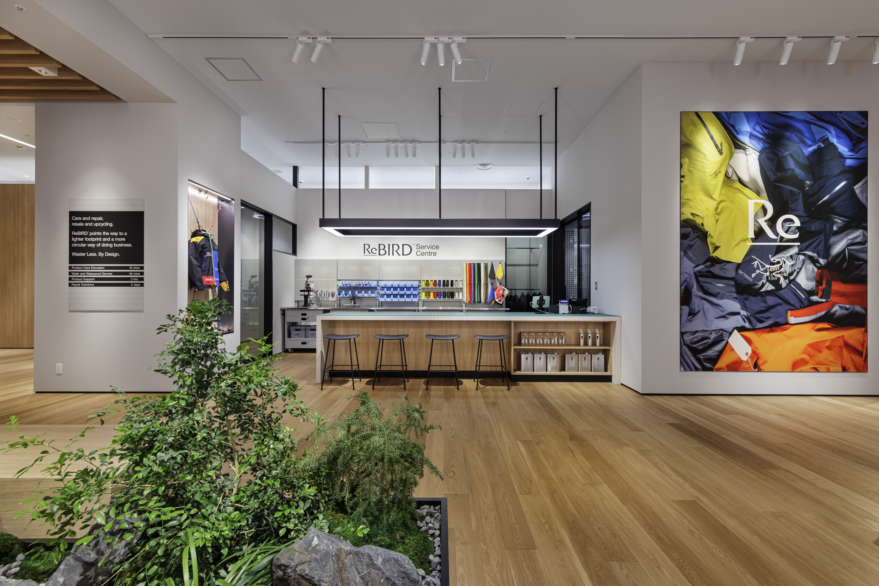 Images ARC’TERYX アークテリクス 池袋東武ブランドストア