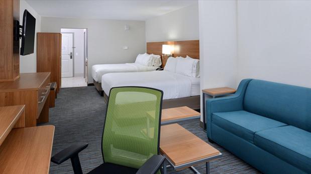 Images Holiday Inn Express & Suites Lexington - Hamburg Area by IHG