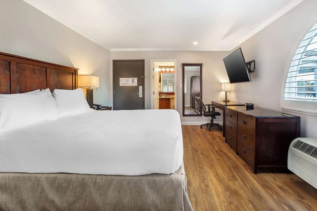 Images Best Western Dry Creek Inn