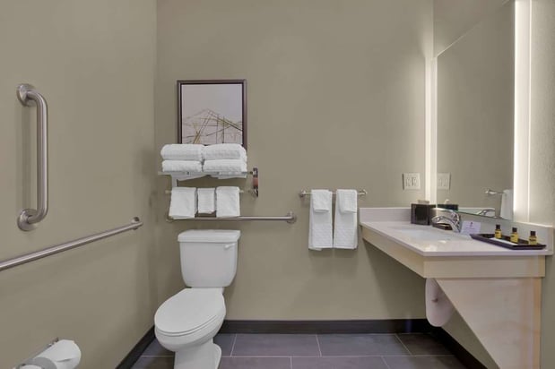 Images Best Western Plus Fillmore Inn & Suites
