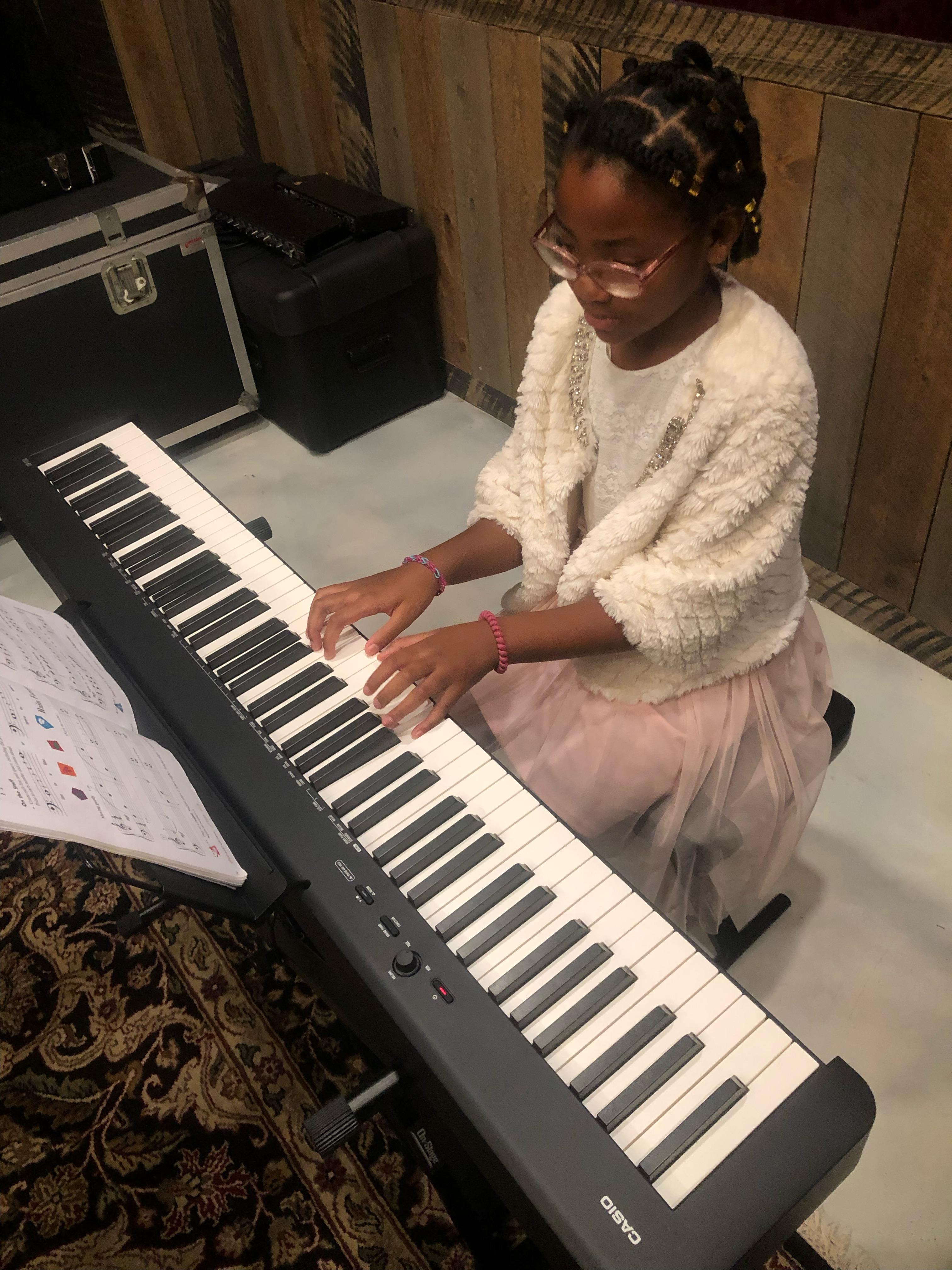 Big Star Music Academy Piano Lesson