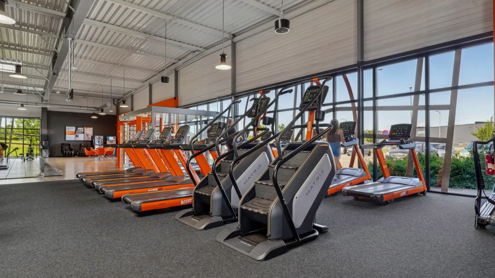 Images Basic-Fit 24/7